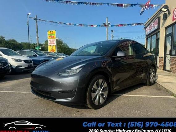TESLA MODEL Y 2022 7SAYGAEE0NF572500 image